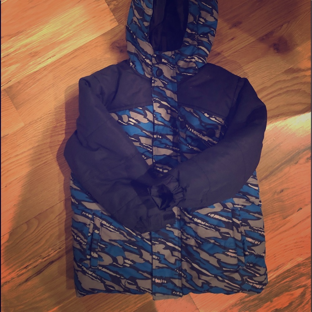 Down puffy winter coat-toddler boys